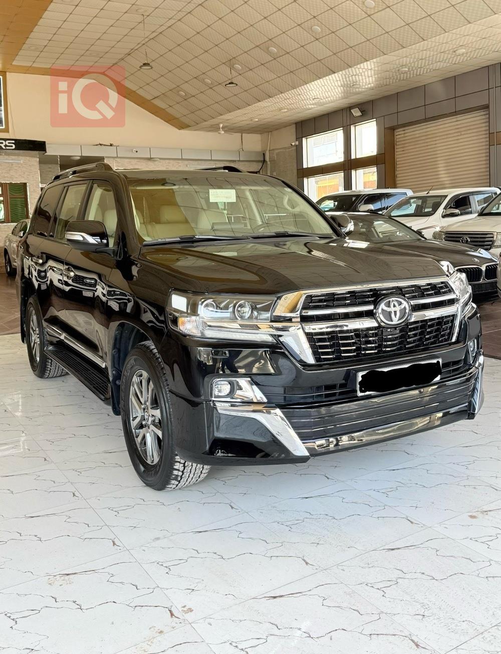 تويوتا لاندكروزر